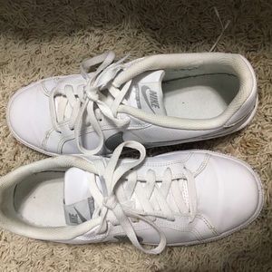 Nike shoes size 8.5